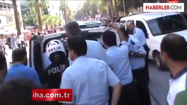 Bıçaklı Saldırgana Biber Gazlı Müdahale