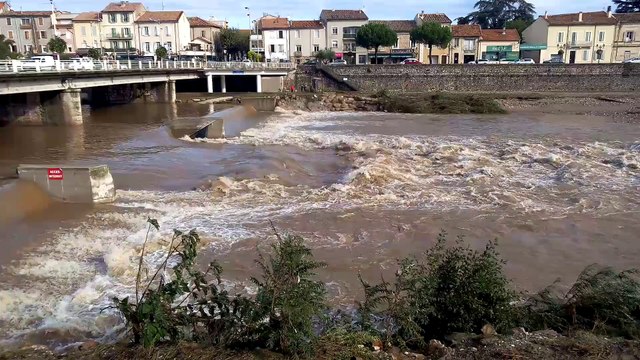 Crue gardon d'Alès au pont Neuf septembre 2014, la décrue semble s'amorcer...