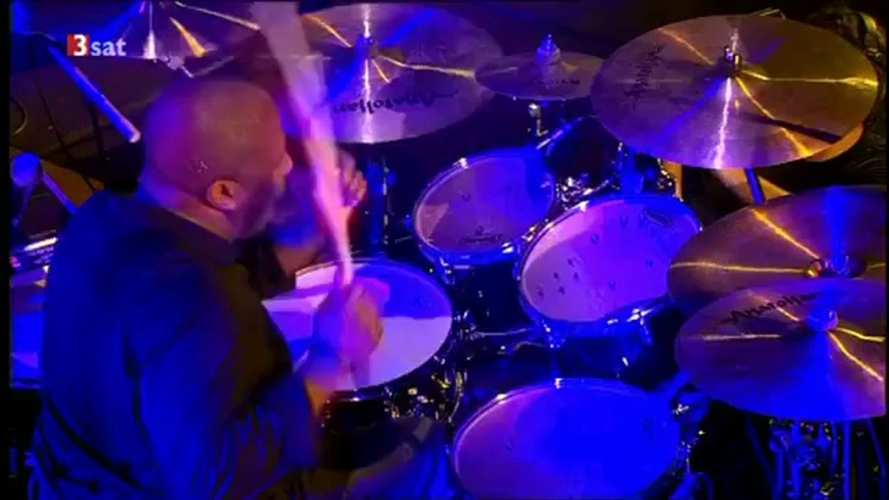 George Duke & Band - A Fonk Tail  - Old Skool Medley