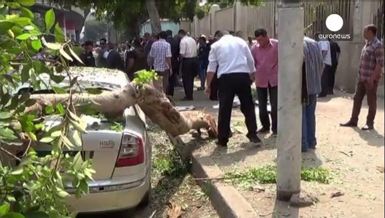 Deadly bomb blast near Egypt foreign ministry