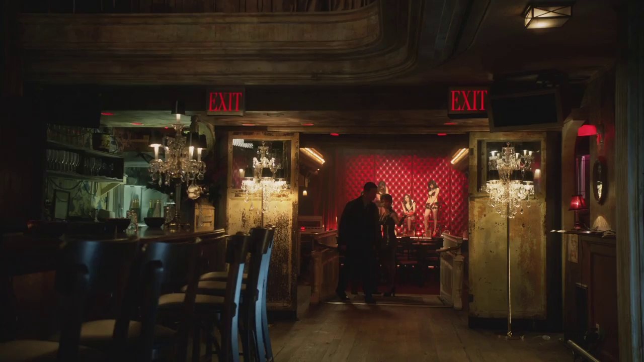 Gotham (2014) -  Clip Pilot "Keep Him Wam" [VO-HD]