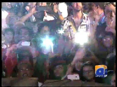 Fireworks light up PTI rally-Geo Reports-21 Sep 2014