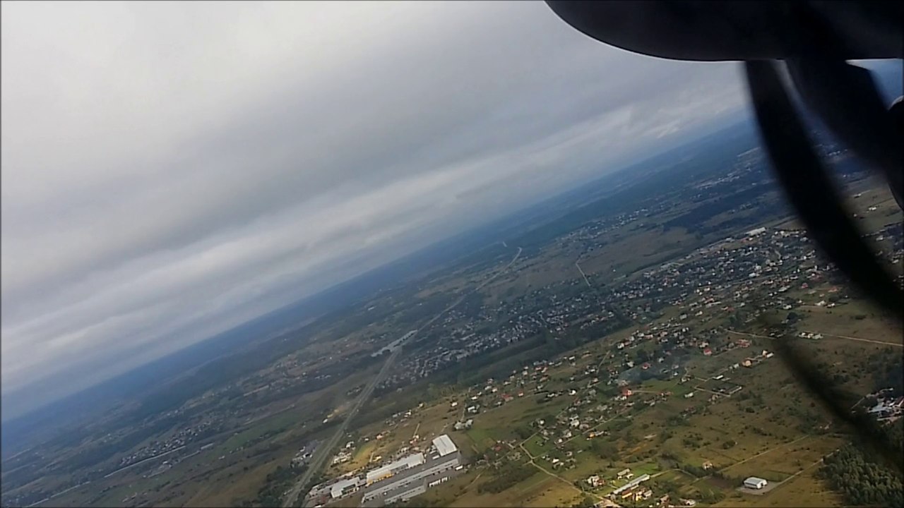 Air Baltic - Bombardier Q400 NextGen take-off from Vilnius to Riga