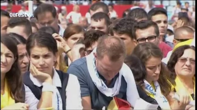 El papa Francisco pide en Albania confianza mutua entre musulmanes y católicos