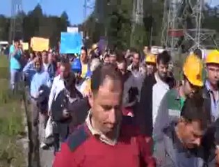 MADEN İŞÇİLERİ EREĞLİ'DEN ZONGULDAK'A YÜRÜYOR