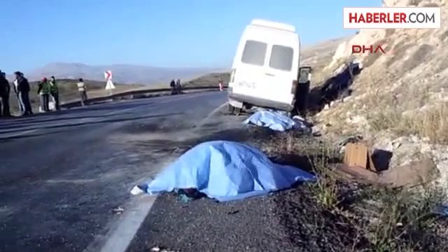 Antalya'da Aşırı Hız Faciası 4 Ölü, 20 Yaralı