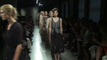 Le défilé Bottega Veneta printemps-été 2015 en vidéo