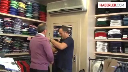 İnce, seçim iddiasında kazandığı gömlek ve kazağı aldı -