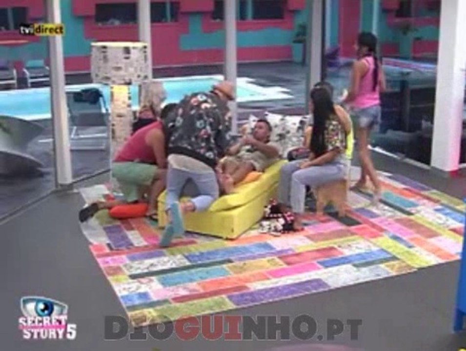 Célia quer ir embora