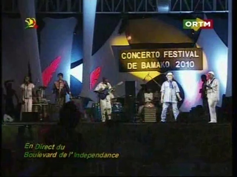 Salif Keitá LIVE à Bamako 2010, 50 ans Independence MALI.