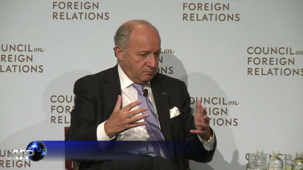 Jihadistes de l'EI: Fabius rappelle la position de Paris