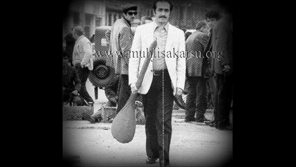 Muhlis Akarsu ~ Kimsesi Yok Garip Garip