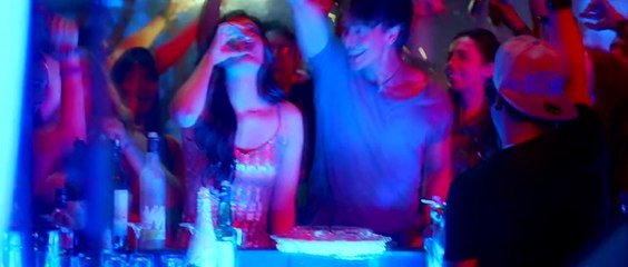 Raat Baar-Heropanti (2014) 720p HDRip x264 AAC...