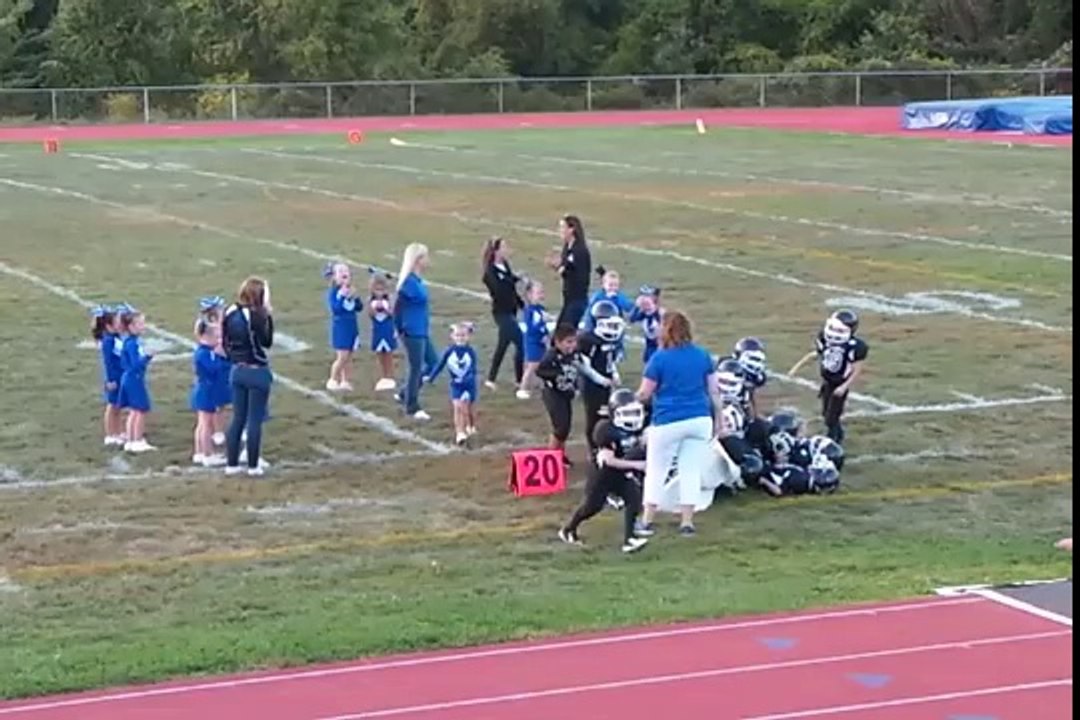 Football américain - Ils s'écrasent dans la bannière