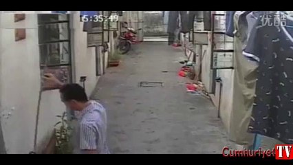 Sapık güvenlik kameralarına böyle yakalandı