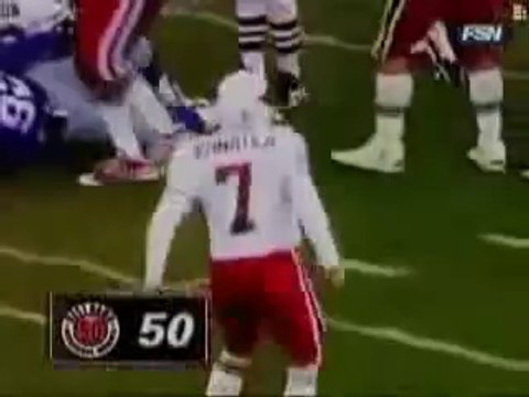 Il se casse la jambe en fêtant son essai! Football FAIL