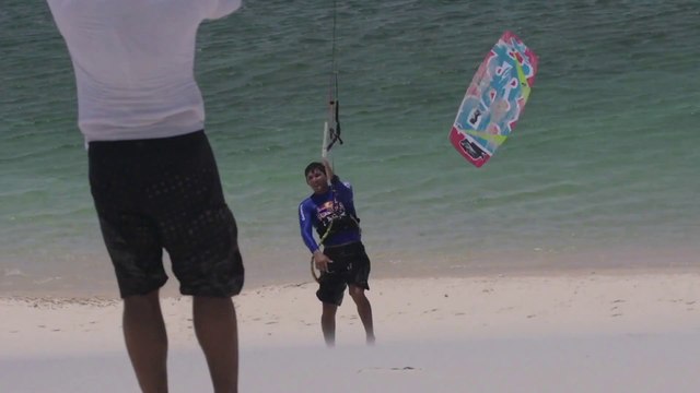 Faire du Kitesurf dans le désert brésilien, entre eau et sable!