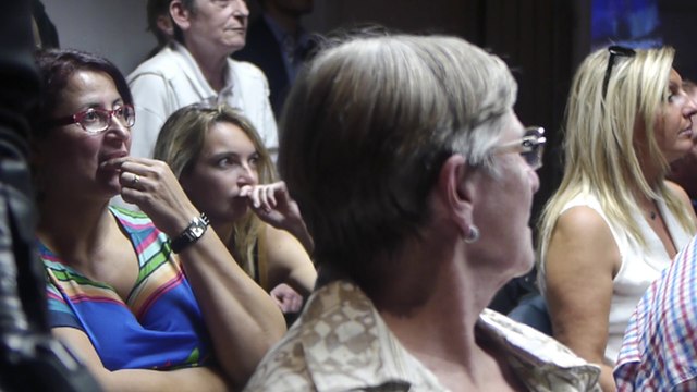 à la fédération UMP du 92 pour le discours de Nicolas Sarkozy - Début du débat