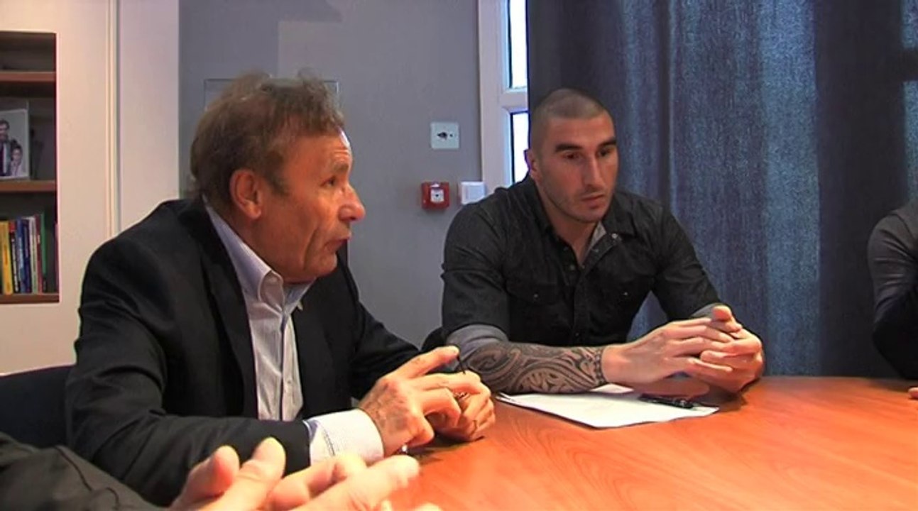 Stéphane Ruffier prolonge