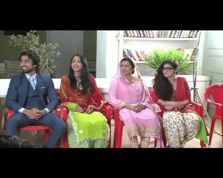 Arzoo and Sahirs Hot Bath scene in TV show Humsafars