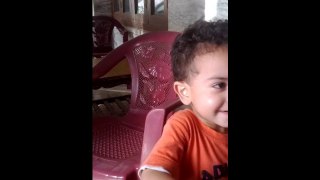 Cute Child Chanting Go Nawaz Go :D