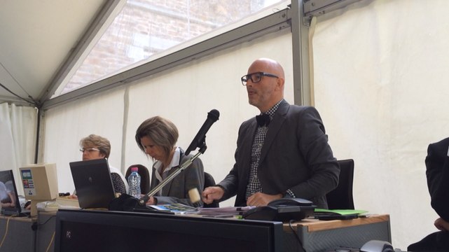 Vente aux enchères au château