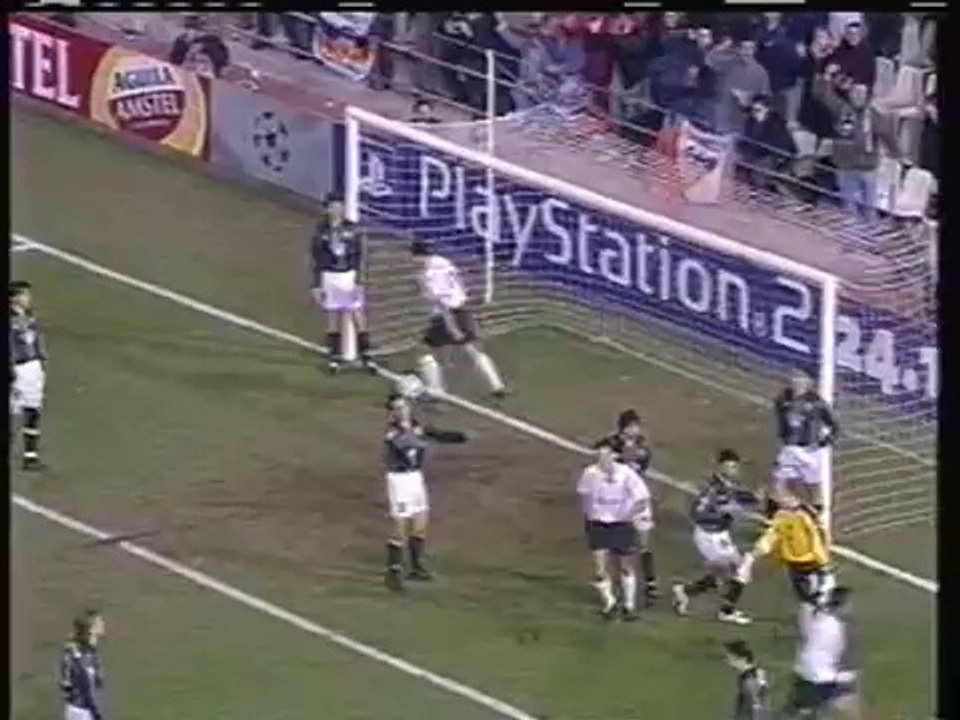 2000.11.21: Valencia CF 2 - 0 Sturm Graz (Resumen)