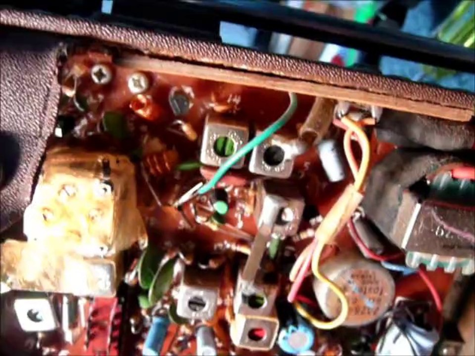 General Electric 7-2877F (1977) AM FM Radio