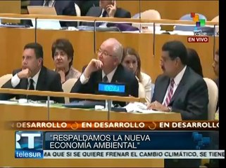 Santos dice que Colombia busca energía alternativa no contaminante