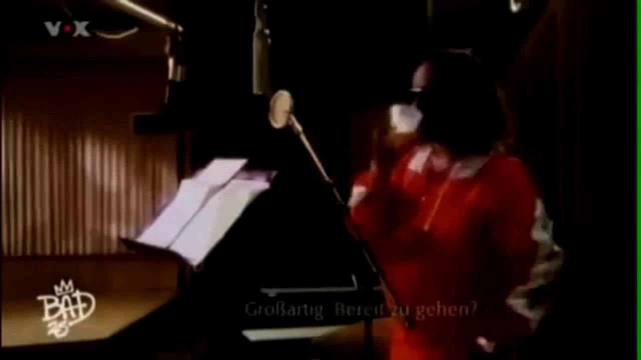 Michael Jackson and Stevie Wonder in the studio ( Documentary Bad  25 )