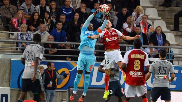 Reims 0-5 OM : la réaction de Steve Mandanda