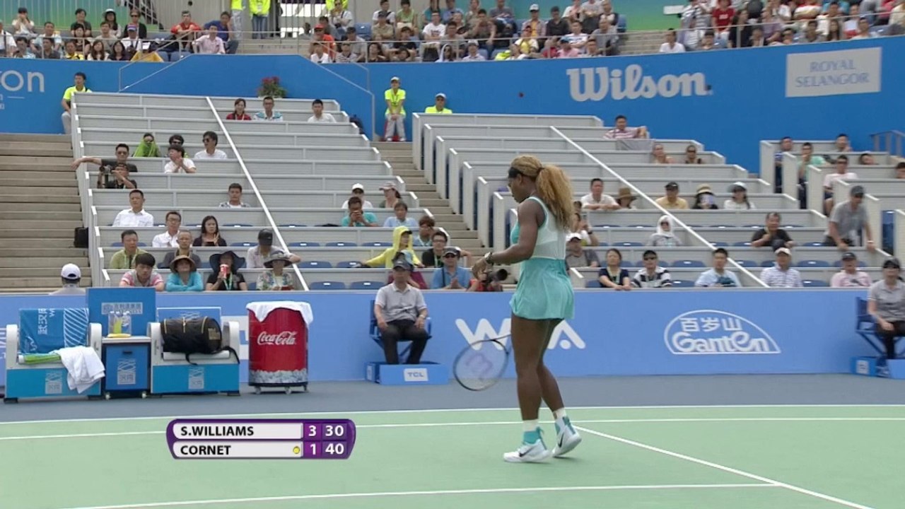 Wuhan: Serena Williams muss aufgeben