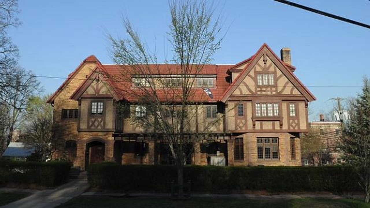 Wesleyan University Orders Fraternities To Become Co-Ed