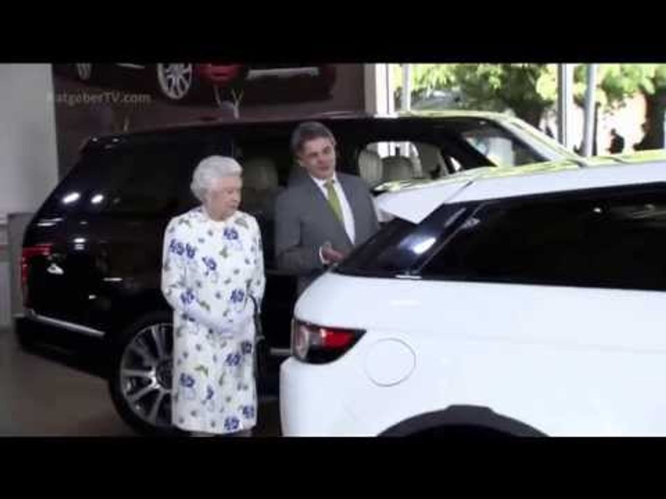 Die Queen ist Autofan !  Sie besuchte Land Rover und Jaguar beim Krönungsfestival