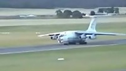 Russian cargo plane needs more runway