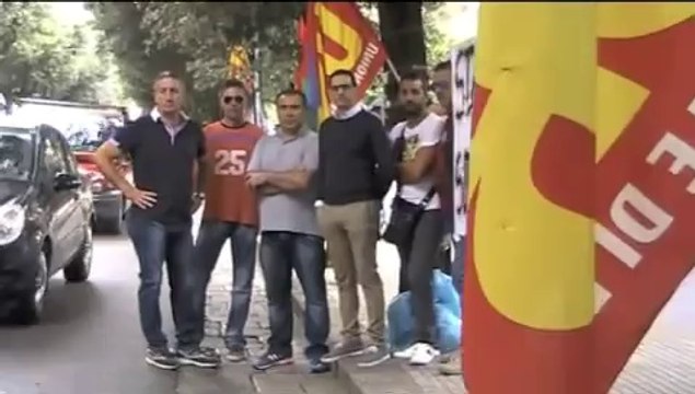 Leccenews24: Politica- Ex Lsu e Vigilantes Securpol doppia protesta in Prefettura