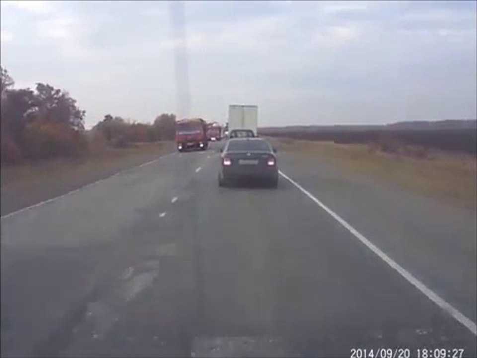 Doubler deux voitures et un camion