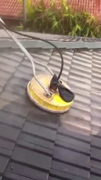 Roof Pressure Cleaning in Gold Coast