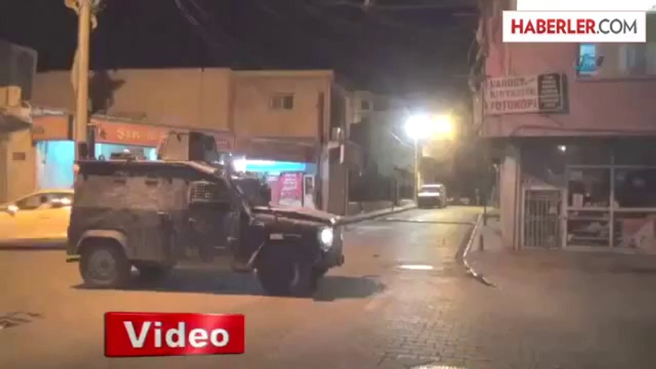 Atatürk Heykeline Çirkin Saldırı