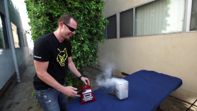 Passer un iPhone 6 Plus au mixeur!