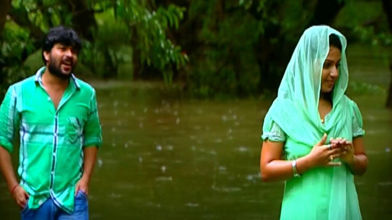 Maadi Vilikyumbol | Perunnalkili 2011 | Mappila Album Song