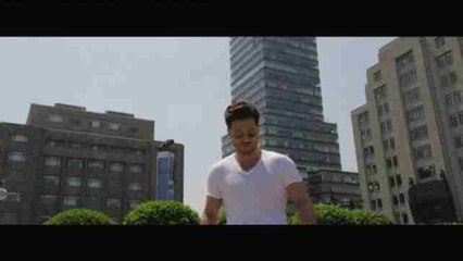 "Vivir" es el nuevo disco de Bustamante, un álbum más personal