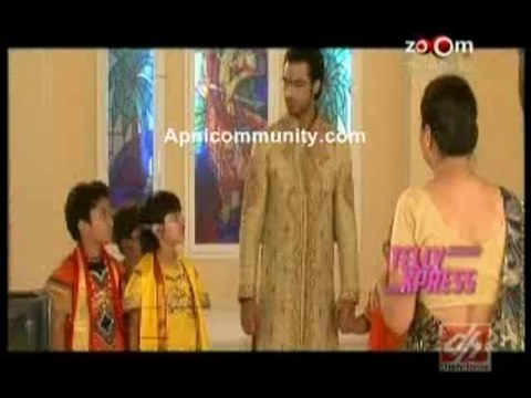 Saath Nibhana Sathiya 24th September 2014 Show completes 1200 episodes apnicommunity.com