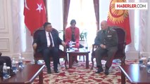 Kırgızistan Genelkurmay Başkanı Alımkojoyev, Milli Savunma Bakanı Yılmaz' Kabul Etti