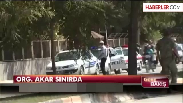 Kara Kuvvetleri Komutanı Akar, Sınırda