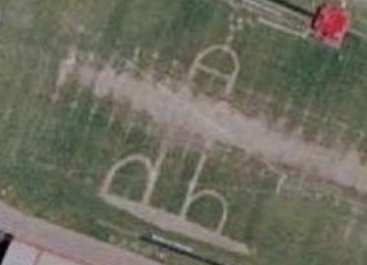 Un pénis géant dessiné dans un stade - ZAPPING ACTU DU 24/09/2014