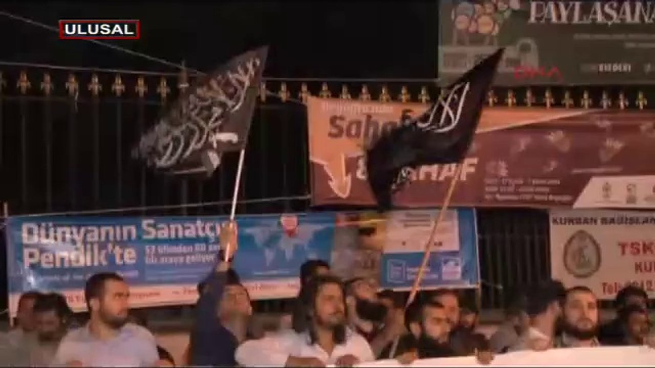 Amerikan'ın IŞİD operasyonlarına karşı eylem yaptılar!