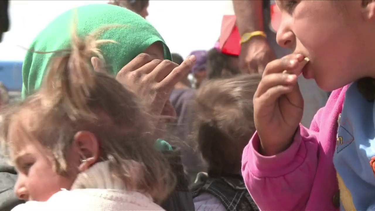 Turquie: des réfugiés kurdes retournent combattre Daesh en Syrie