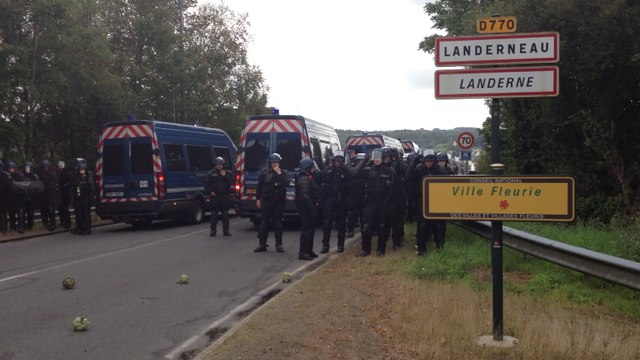 Légumiers : des bennes incendiées à l'entrée de Landerneau