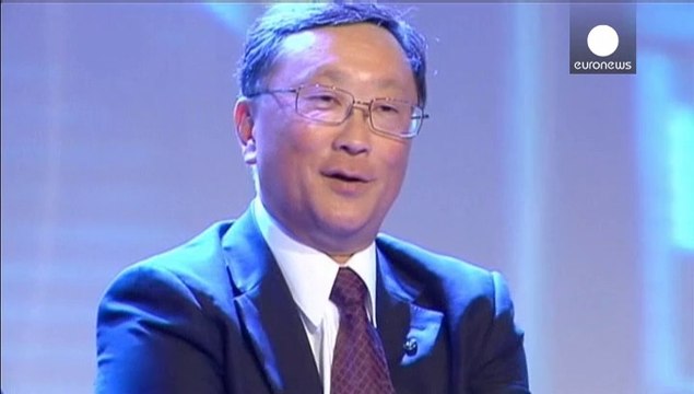 BlackBerry надеется привлечь бизнес-клиентов квадратным смартфоном